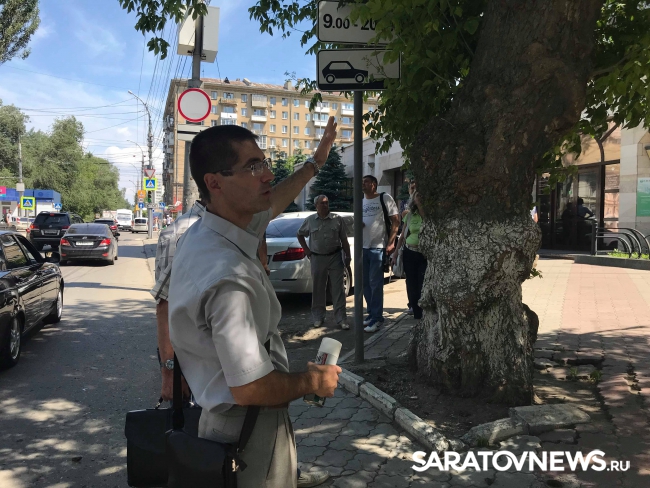 На Рахова решено сохранить два с половиной дерева из тридцати четырех На Рахова решено сохранить два с половиной дерева из тридцати четырех