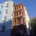 Негде жить: вслед за Елшанкой рушится проспект Строителей Негде жить: вслед за Елшанкой рушится проспект Строителей