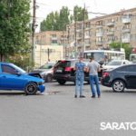 В Энгельсе на оживленном перекрестке произошло ДТП