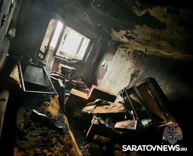 В Энгельсе из-за электрочайника горела квартира: пострадала женщина В Энгельсе из-за электрочайника горела квартира: пострадала женщина