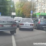 «14-я» и Renault создали пробку на Вольской в Саратове