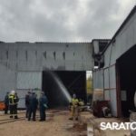 В энгельсской промзоне горит масло в ёмкостях: есть погибший
