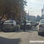 ДТП у стадиона «Локомотив» в Саратове парализовало Аткарскую ДТП у стадиона «Локомотив» в Саратове парализовало Аткарскую