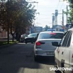 ДТП у стадиона «Локомотив» в Саратове парализовало Аткарскую ДТП у стадиона «Локомотив» в Саратове парализовало Аткарскую