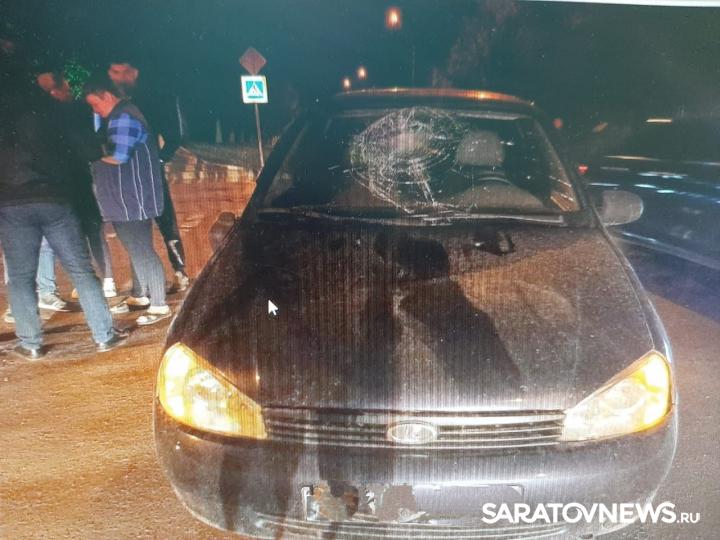 В Вольске молодой человек на «Калине» в темноте сбил пешехода В Вольске молодой человек на «Калине» в темноте сбил пешехода