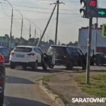 В Юбилейном Hyundai протаранил Infiniti на съезде с Вешней