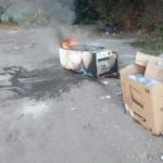 Житель Энгельса устроил пожар, обжигая холодильник на металл