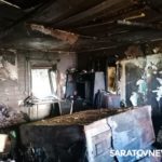 Утром в Балаковском районе горел деревянный дом