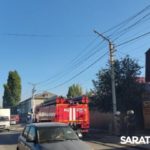 На Танкистов в Саратове горит двухэтажный дом На Танкистов в Саратове горит двухэтажный дом