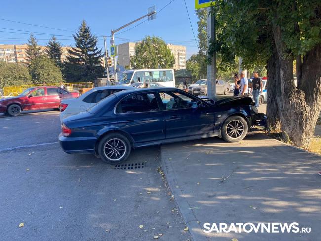 Водитель «Гранты» пострадал в ДТП с иномаркой на Политехнической Водитель «Гранты» пострадал в ДТП с иномаркой на Политехнической
