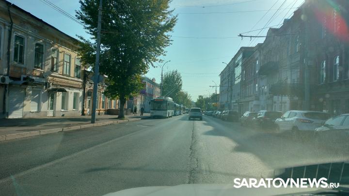 В Саратове встали троллейбусы из-за аварии энгельсского автобуса В Саратове встали троллейбусы из-за аварии энгельсского автобуса