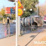 У Cтудгородка в Саратове перевернулся и загорелся «УАЗ»: водитель не выжил