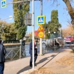 У Cтудгородка в Саратове перевернулся и загорелся «УАЗ»: водитель не выжил
