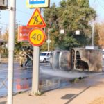 У Cтудгородка в Саратове перевернулся и загорелся «УАЗ»: водитель не выжил
