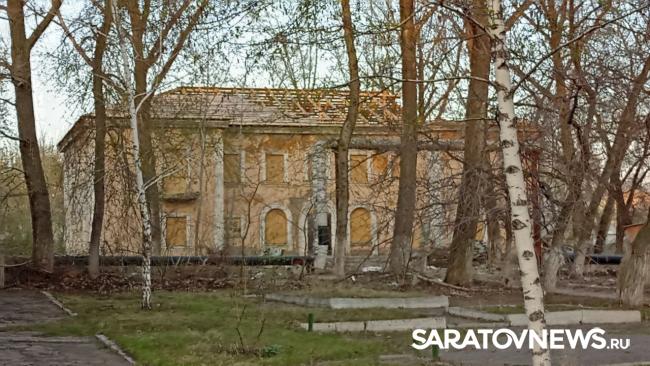 В Саратове снова продают с молотка памятник за 1 рубль В Саратове снова продают с молотка памятник за 1 рубль