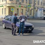 В Саратове на перекрестке Московской и Чернышевского произошло ДТП В Саратове на перекрестке Московской и Чернышевского произошло ДТП