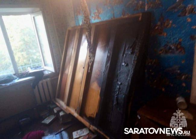 В Балакове пожарные вынесли из горящей квартиры неосторожного курильщика В Балакове пожарные вынесли из горящей квартиры неосторожного курильщика