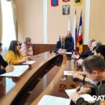 Дмитрий Плеханов: Не снимаю с контроля вопросы, связанные с запуском тепла в многоквартирных домах Энгельсского района Дмитрий Плеханов: Не снимаю с контроля вопросы, связанные с запуском тепла в многоквартирных домах Энгельсского района