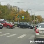 Две иномарки раскидало на Тархова в Солнечном Две иномарки раскидало на Тархова в Солнечном
