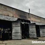 В ремонтом боксе в Энгельсе сгорел автобус