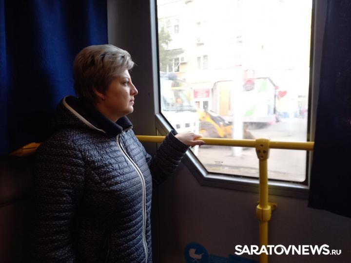 По пути на работу Лада Мокроусова наткнулась на мешки с мусором на проспекте Столыпина По пути на работу Лада Мокроусова наткнулась на мешки с мусором на проспекте Столыпина