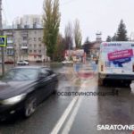 На Серова в Саратове пешеход попал под маршрутку