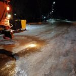 Коммунальные службы продолжали очищать Энгельс от снега