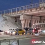 Hyundai и «Лада» столкнулись у мостов в Заводском районе Саратова Hyundai и «Лада» столкнулись у мостов в Заводском районе Саратова