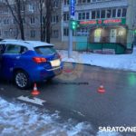 Иномарка сбила женщину на Новоузенской в Саратове Иномарка сбила женщину на Новоузенской в Саратове