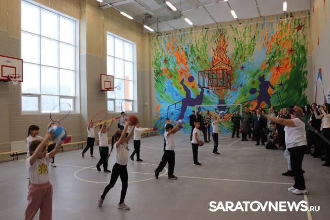 В Шиханах-2 приняла учеников школа, построенная благодаря Вячеславу Володину В Шиханах-2 приняла учеников школа, построенная благодаря Вячеславу Володину