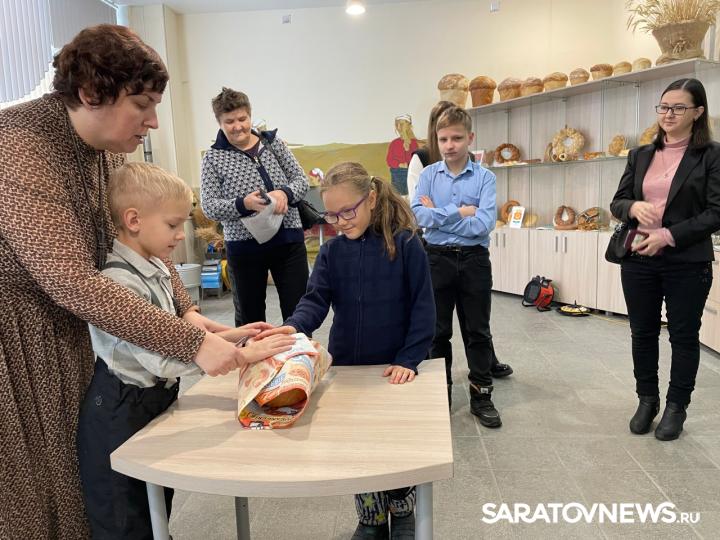 «Новогодняя сказка» исполнила мечты детей побывать в музее, кванториуме и театре «Новогодняя сказка» исполнила мечты детей побывать в музее, кванториуме и театре