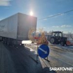 Водитель трактора пострадал в ДТП с фурой в Гагаринском районе Саратова Водитель трактора пострадал в ДТП с фурой в Гагаринском районе Саратова