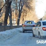 У школы Табакова в Саратове «Лада» врезалась в иномарку У школы Табакова в Саратове «Лада» врезалась в иномарку