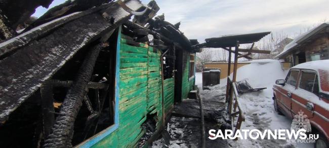 Ночью на пожаре в Хвалынске погибли двое мужчин Ночью на пожаре в Хвалынске погибли двое мужчин