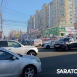 В центре Энгельса столкнулись два автомобиля