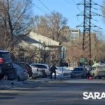Две иномарки блокировали Новоузенскую в Саратове