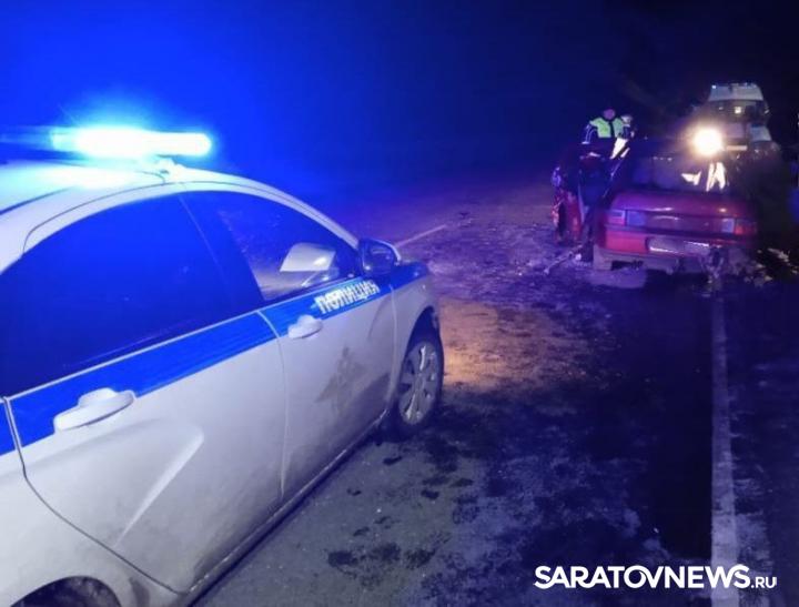 В ДТП под Саратовом погибли шесть человек В ДТП под Саратовом погибли шесть человек