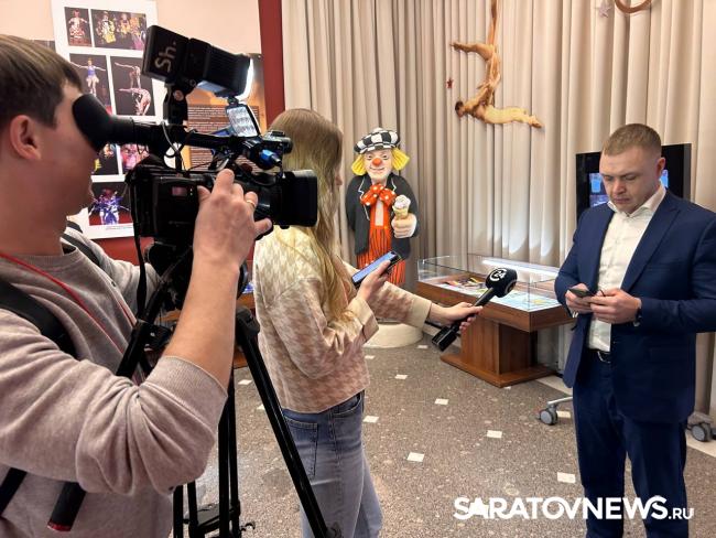 В Саратовском цирке прошла благотворительная акция «Счастливая мама» В Саратовском цирке прошла благотворительная акция «Счастливая мама»