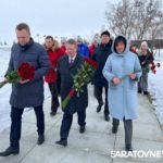 В день 90-летия Гагарина Николай Панков возложил цветы к памятнику первому космонавту