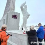 В день 90-летия Гагарина Николай Панков возложил цветы к памятнику первому космонавту