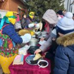 В Солнечном микрорайоне Саратова уже начали праздновать Масленицу В Солнечном микрорайоне Саратова уже начали праздновать Масленицу