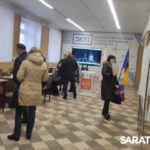 В Энгельсском районе под Гимн России открылись избирательные участки