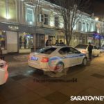 На проспекте Столыпина молодой водитель «девятки» возил пассажира на капоте На проспекте Столыпина молодой водитель «девятки» возил пассажира на капоте