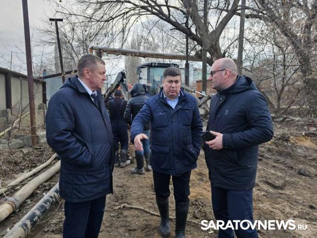 В Энгельсе планируют решить вопрос с потопом этой ночью В Энгельсе планируют решить вопрос с потопом этой ночью