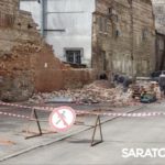 Жители многоэтажки в центре Саратова боятся за своих детей Жители многоэтажки в центре Саратова боятся за своих детей