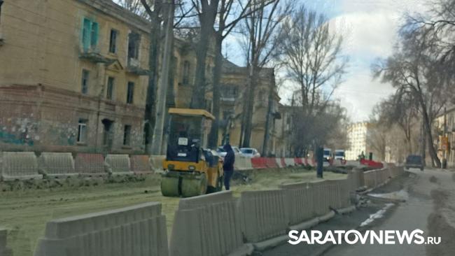 Скоростной трамвай в Саратове: за кольцом «девятки» возобновились строительные работы Скоростной трамвай в Саратове: за кольцом «девятки» возобновились строительные работы
