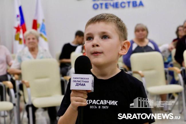 Бойцы 94-го полка впервые вышли на видеосвязь с близкими Бойцы 94-го полка впервые вышли на видеосвязь с близкими