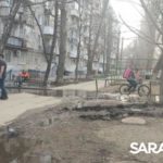 Две центральные улицы Саратова заливает водой Две центральные улицы Саратова заливает водой