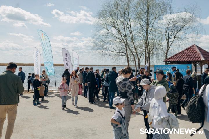 В Гагаринском районе в Волгу выпустили 26 тысяч мальков акции «Водорослям крышка!» В Гагаринском районе в Волгу выпустили 26 тысяч мальков акции «Водорослям крышка!»