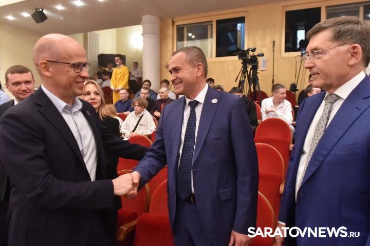 Олег Машковцев и Александр Бречалов наградили победителей и лауреатов фестиваля «Театральное Приволжье» Олег Машковцев и Александр Бречалов наградили победителей и лауреатов фестиваля «Театральное Приволжье»